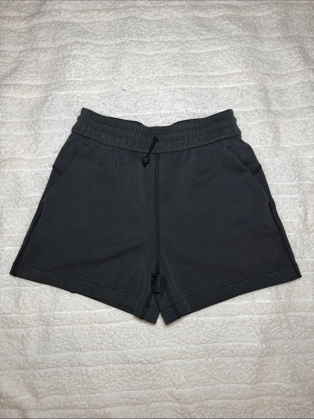 LULULEMON Softstream Charcoal Casual Drawstring Shorts Size 4